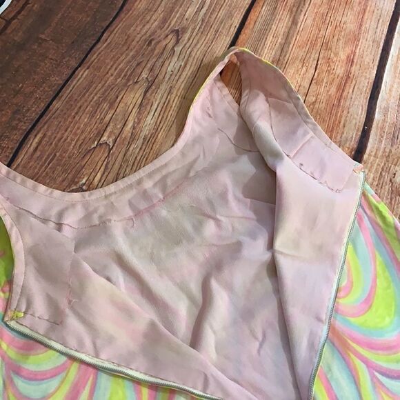 Hand sewn Vintage Summer Dress - Picture 14 of 16